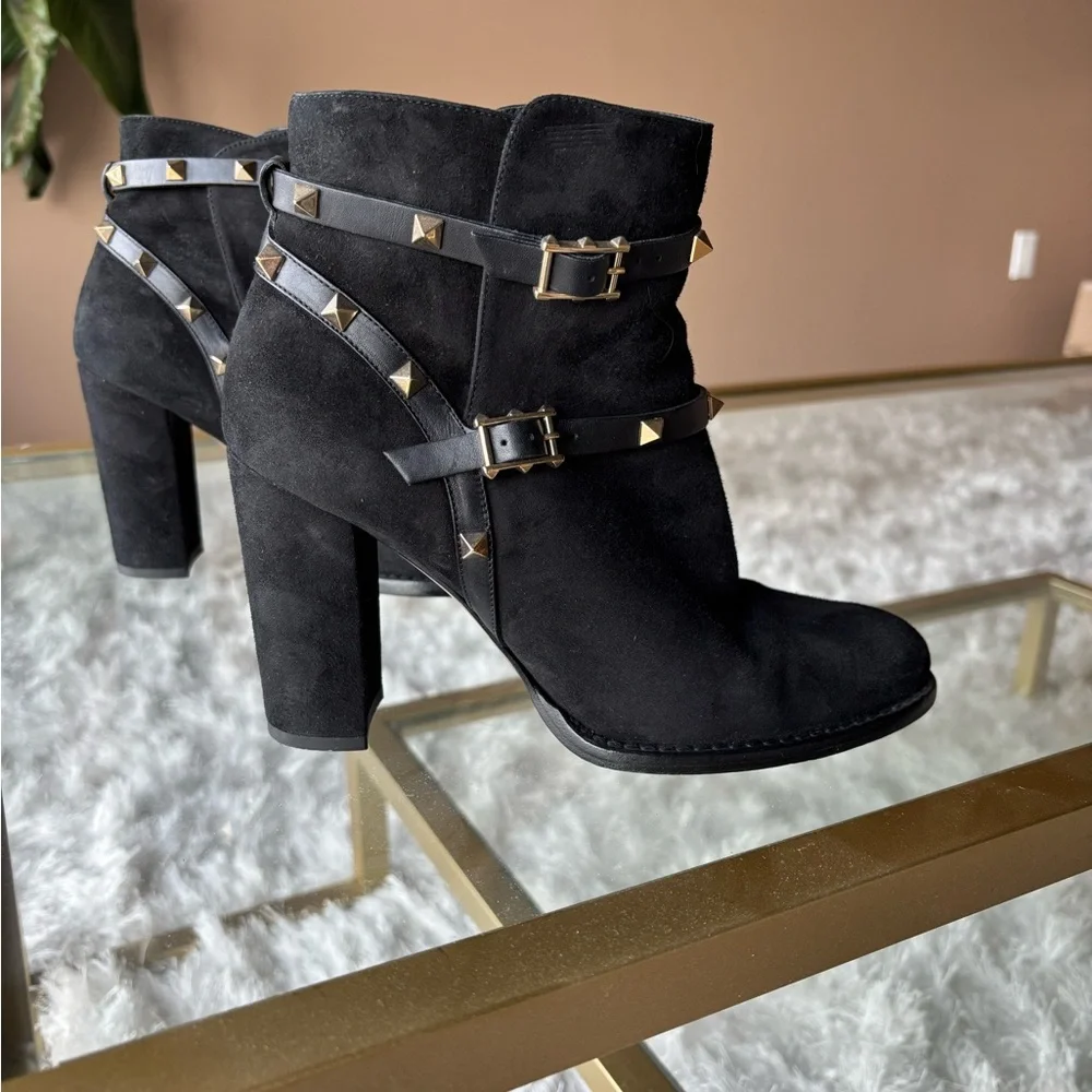 Valentino Garavani Rockstud Suede ankle boots size 8 - Picture 4 of 7